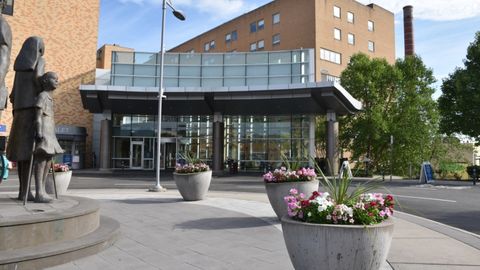 St. Joseph's University Medical Center