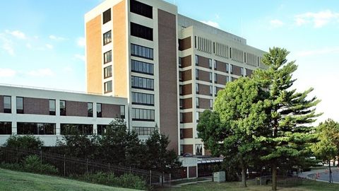 St. Joseph's University Medical Center